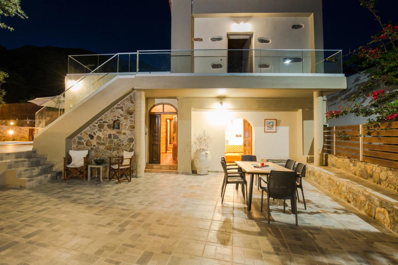 Tzouganos Villa Сфинарион Экстерьер фото