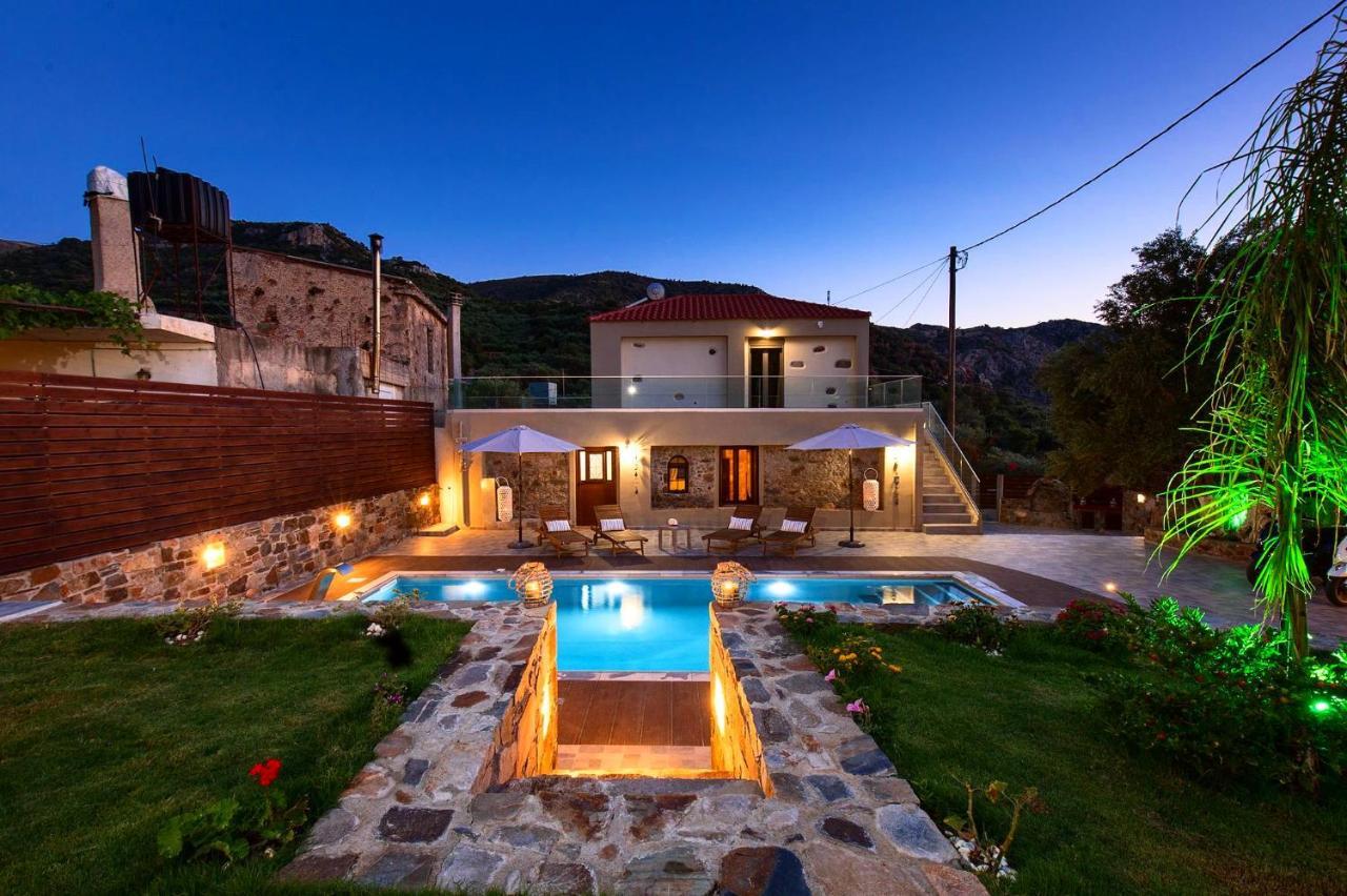 Tzouganos Villa Сфинарион Экстерьер фото