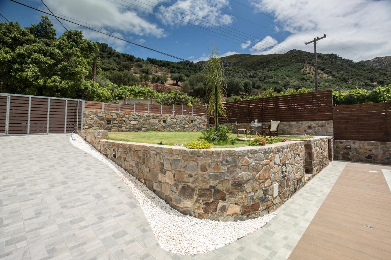 Tzouganos Villa Сфинарион Экстерьер фото